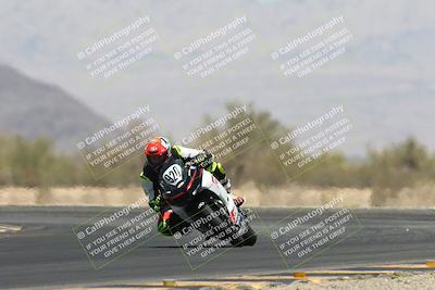 media/Apr-20-2025-CVMA (Sun) [[39090e8767]]/Race 11-500-350 Supersport (Holeshot)/